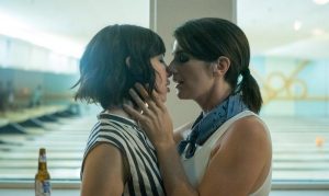 Syd (Carrie Brownstein) and Ali (Gaby Hoffmann) in Transparent. (Photo: Amazon Studios)